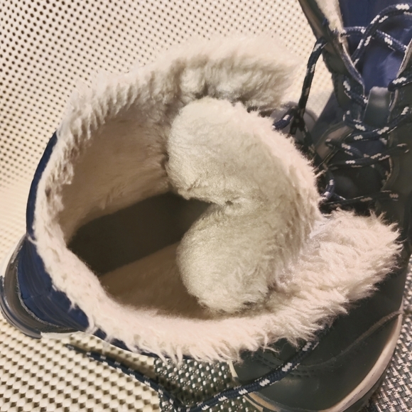 Navy Boot 6 - Picture 2 of 4